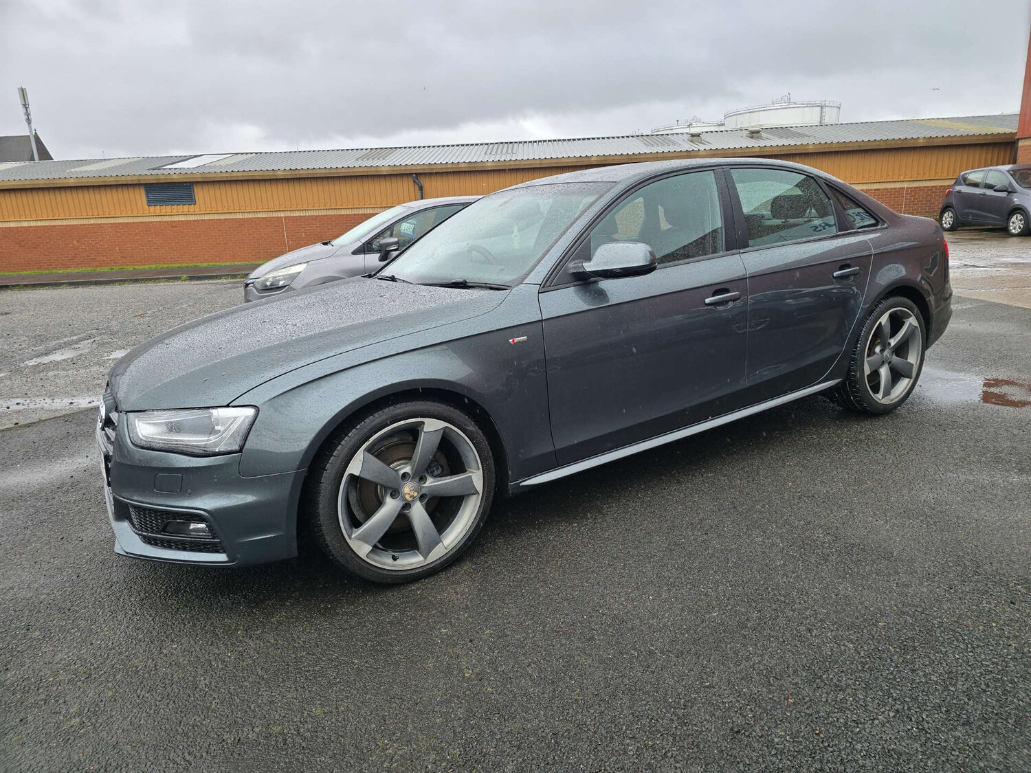 Used Audi A4 2013 for sale - 78122947: Photo 26