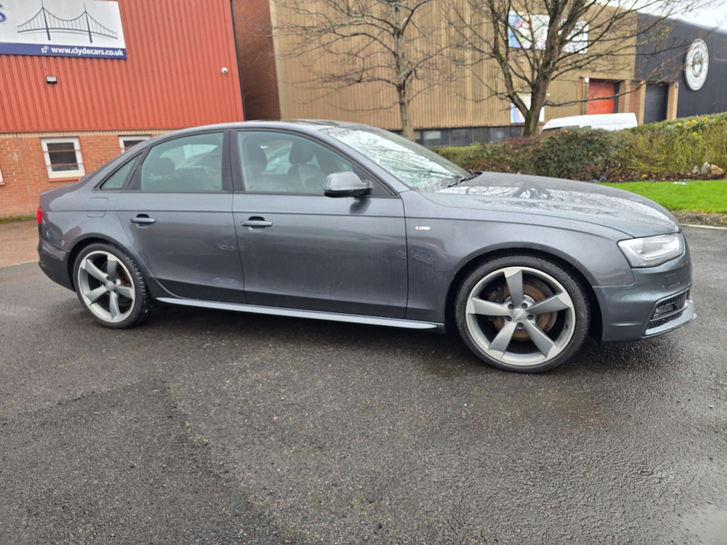 Used Audi A4 2013 for sale - 78122947: Photo 4