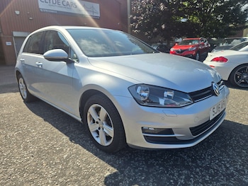 Volkswagen - Golf