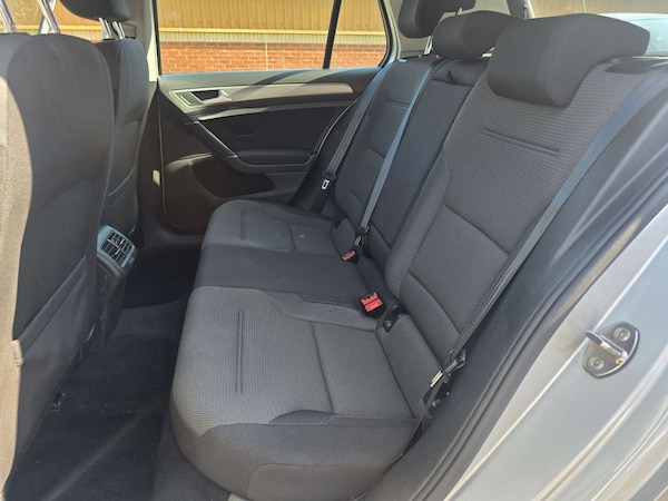 Used Volkswagen Golf 2016 for sale - 76065848: Photo 47