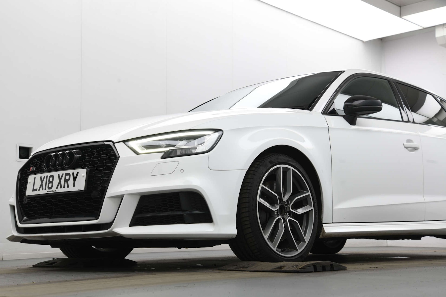 Used Audi S3 2018 for sale - 77837319: Photo 6