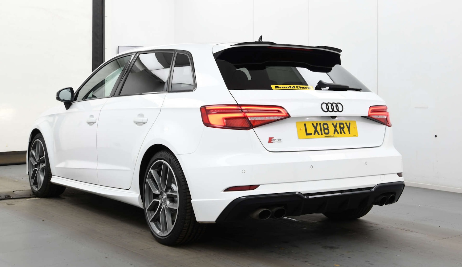 Used Audi S3 2018 for sale - 77837319: Photo 7