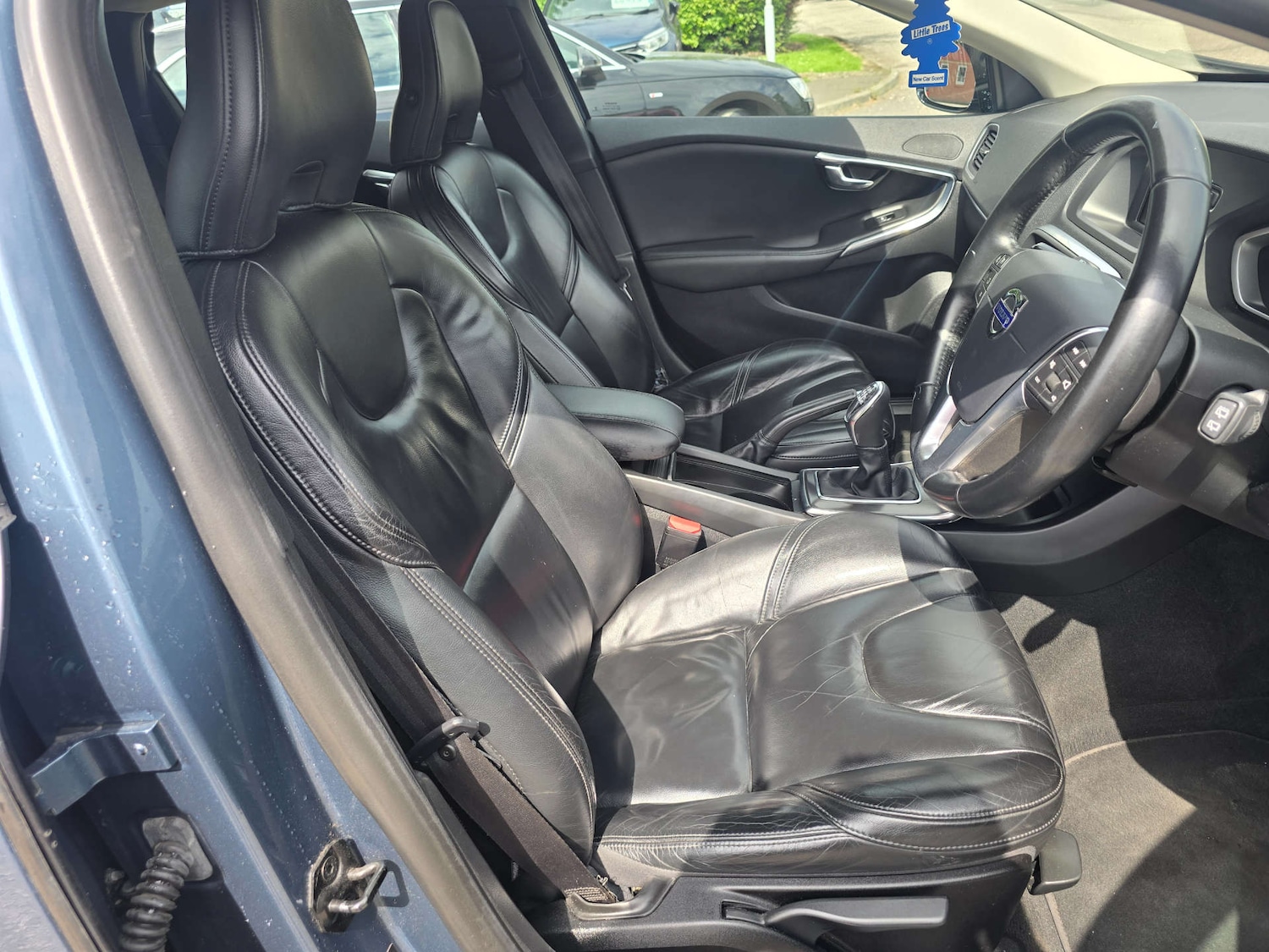 Used Volvo V40 2013 for sale - 77241084: Photo 11