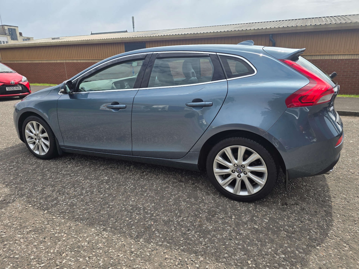 Used Volvo V40 2013 for sale - 77241084: Photo 29