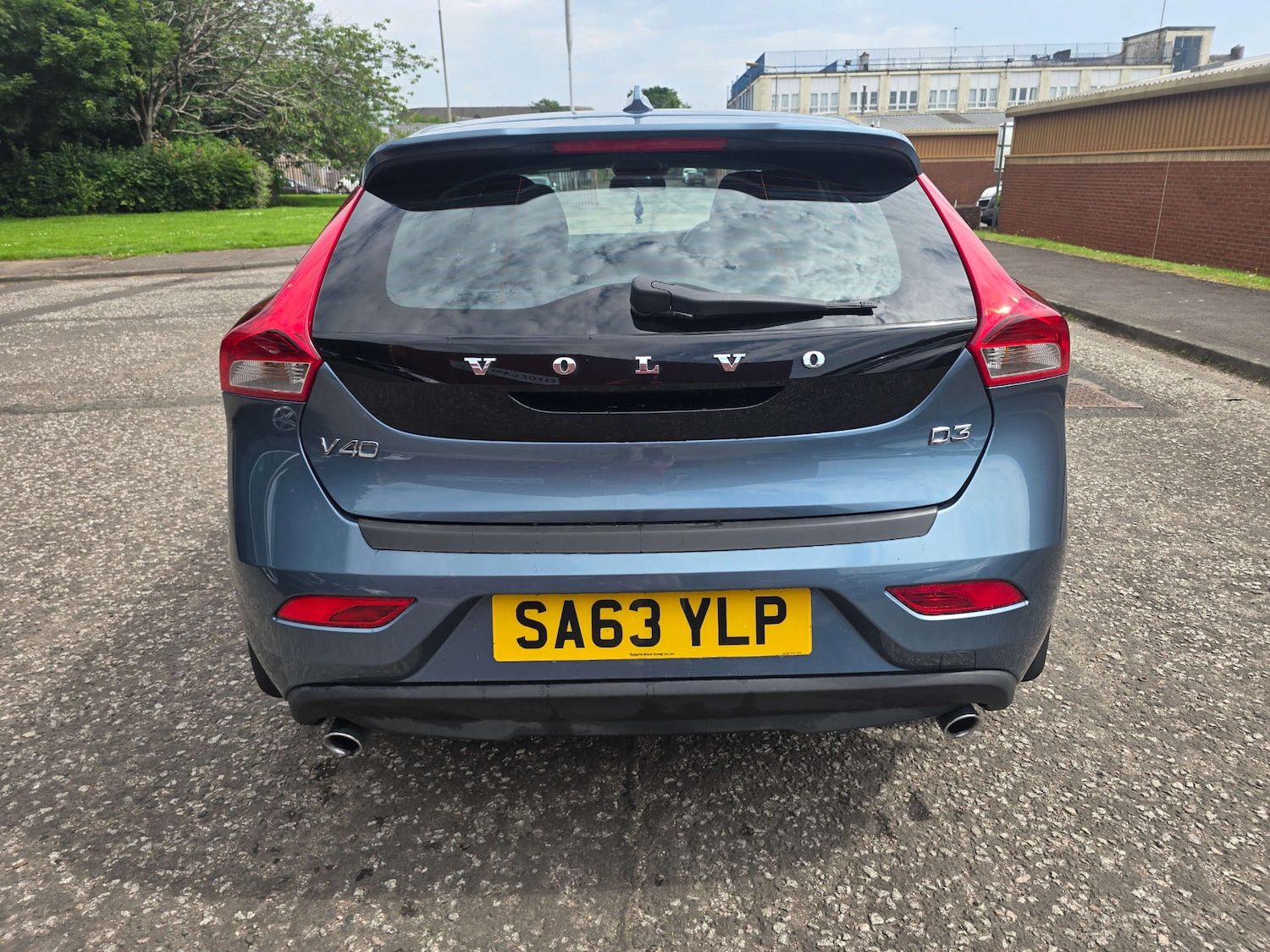 Used Volvo V40 2013 for sale - 77241084: Photo 33