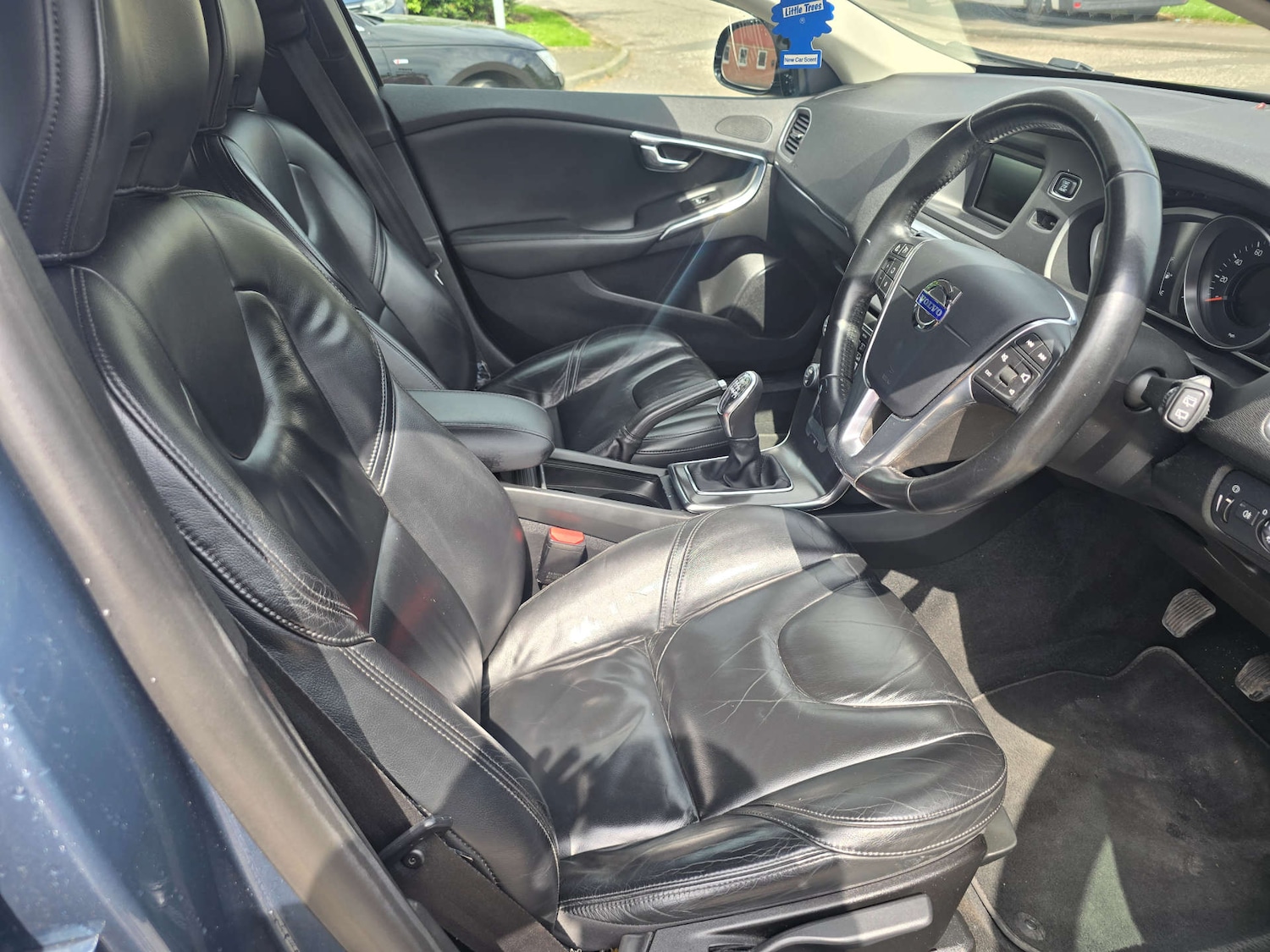 Used Volvo V40 2013 for sale - 77241084: Photo 45