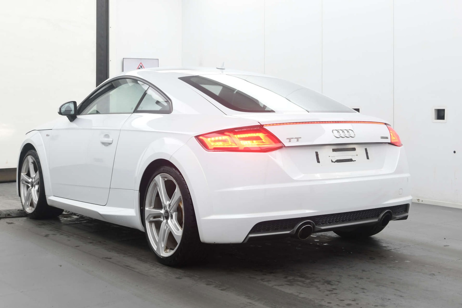 Used Audi TT 2015 for sale - 77022603: Photo 6