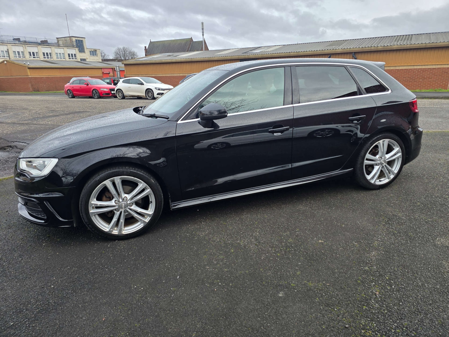 Used Audi A3 2015 for sale - 77535076: Photo 5