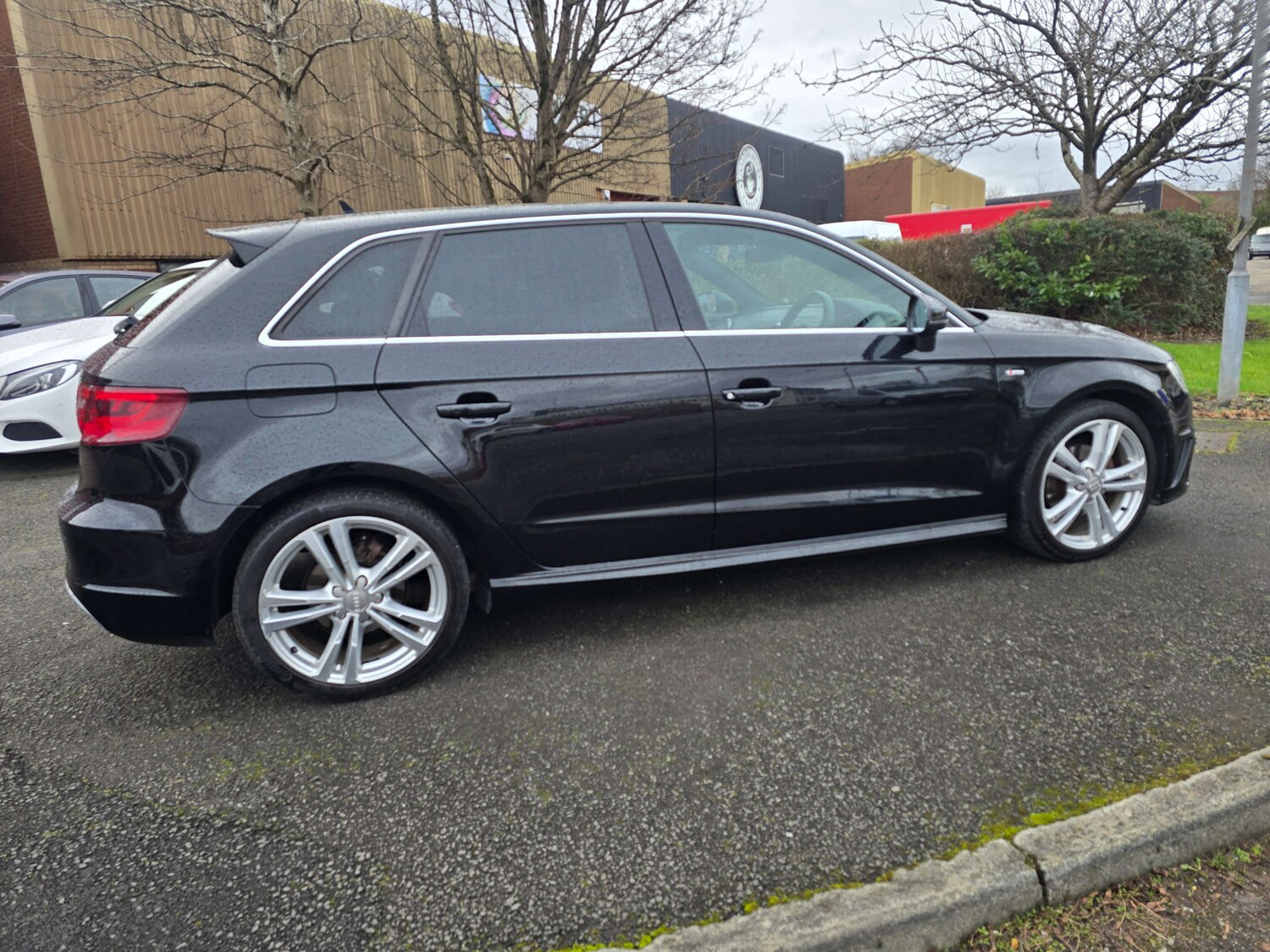 Used Audi A3 2015 for sale - 77535076: Photo 6