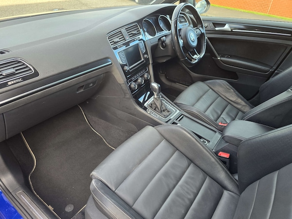 Used Volkswagen Golf 2015 for sale - 76098115: Photo 15