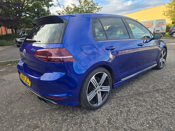 Used Volkswagen Golf 2015 for sale - 76098115: Photo 36