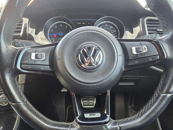 Used Volkswagen Golf 2015 for sale - 76098115: Photo 60