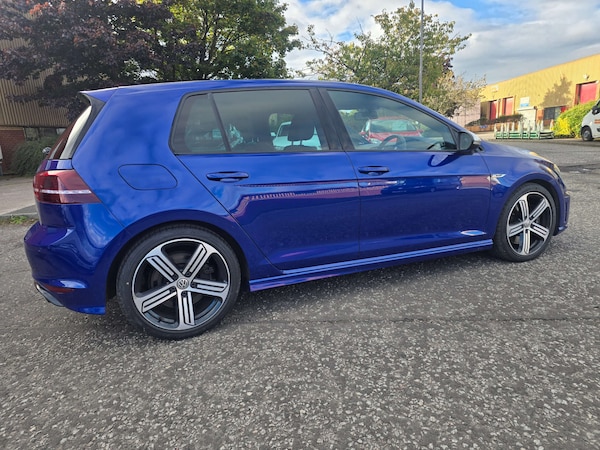 Used Volkswagen Golf 2015 for sale - 76098115: Photo 6