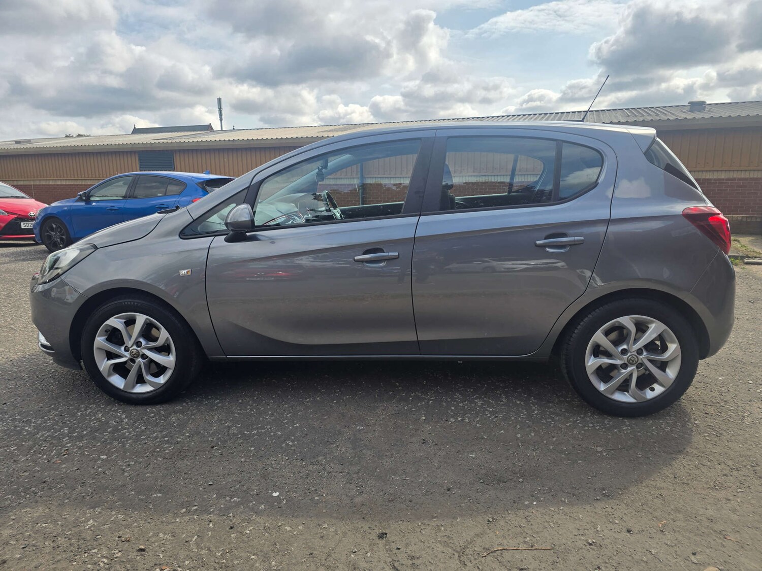 Vehicle 28