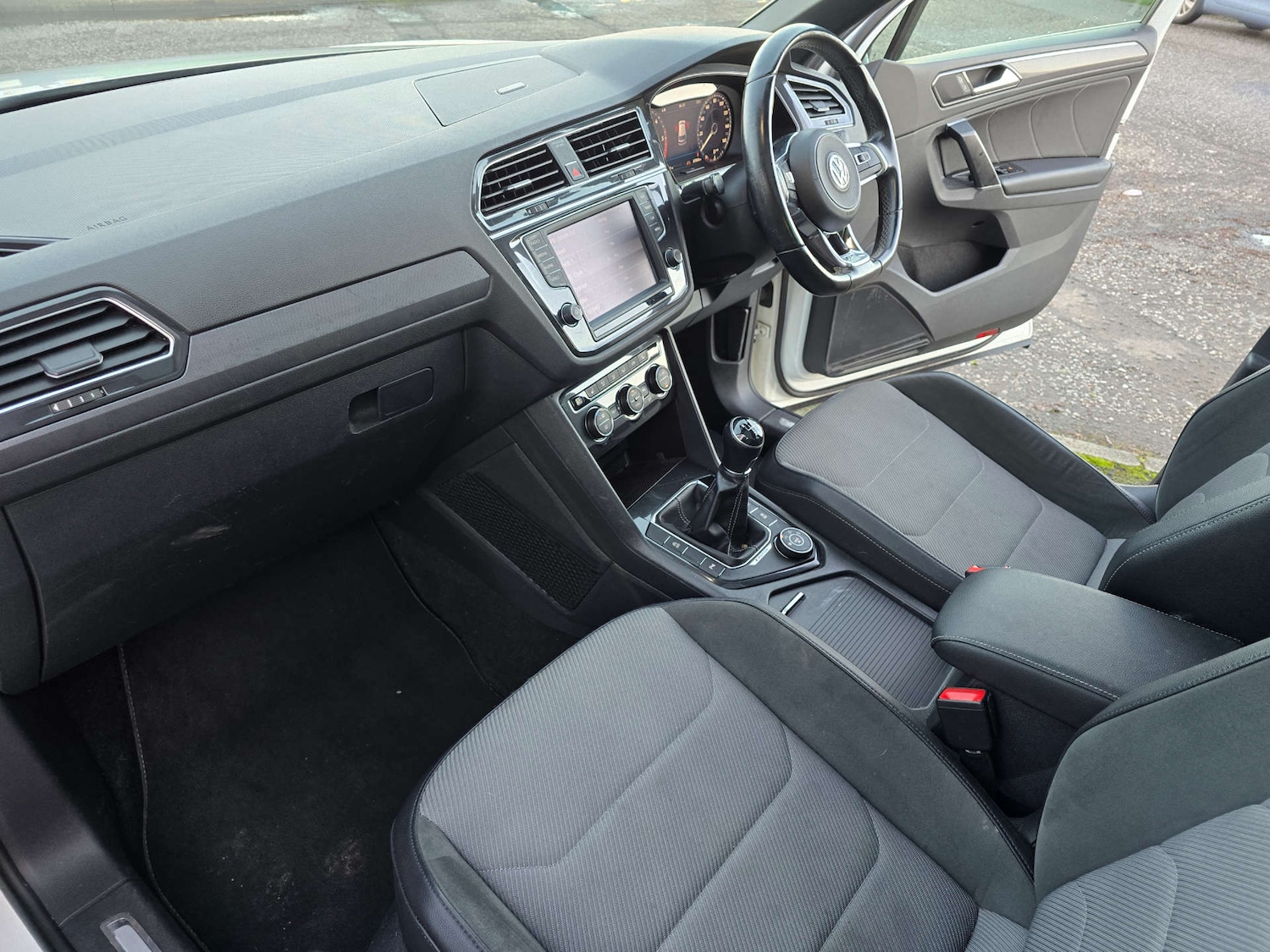 Used Volkswagen Tiguan 2017 for sale - 77022659: Photo 14