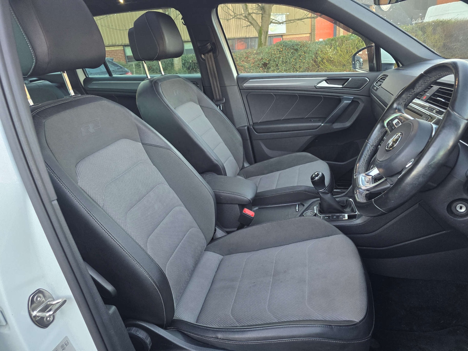 Used Volkswagen Tiguan 2017 for sale - 77022659: Photo 48