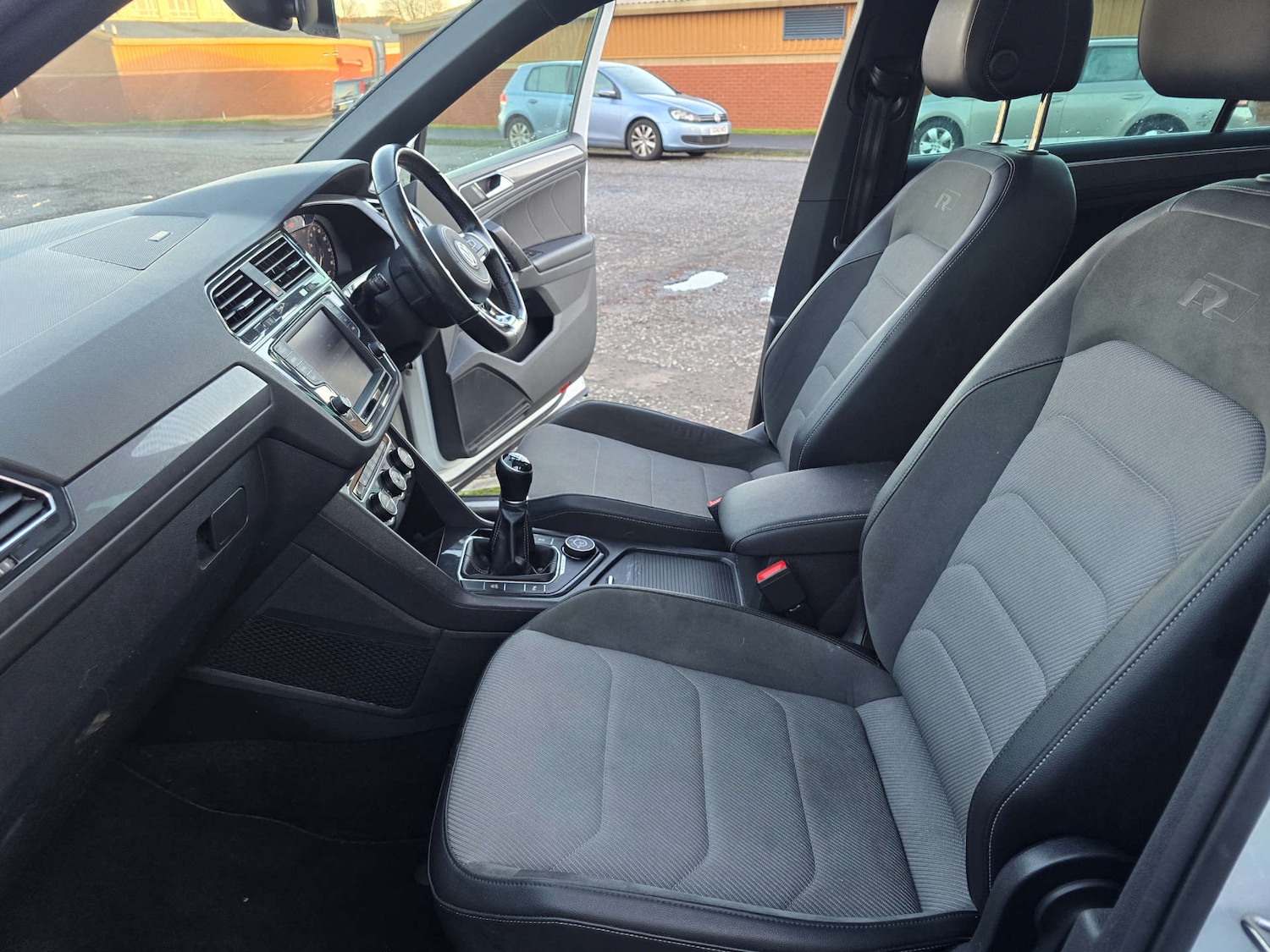 Used Volkswagen Tiguan 2017 for sale - 77022659: Photo 54