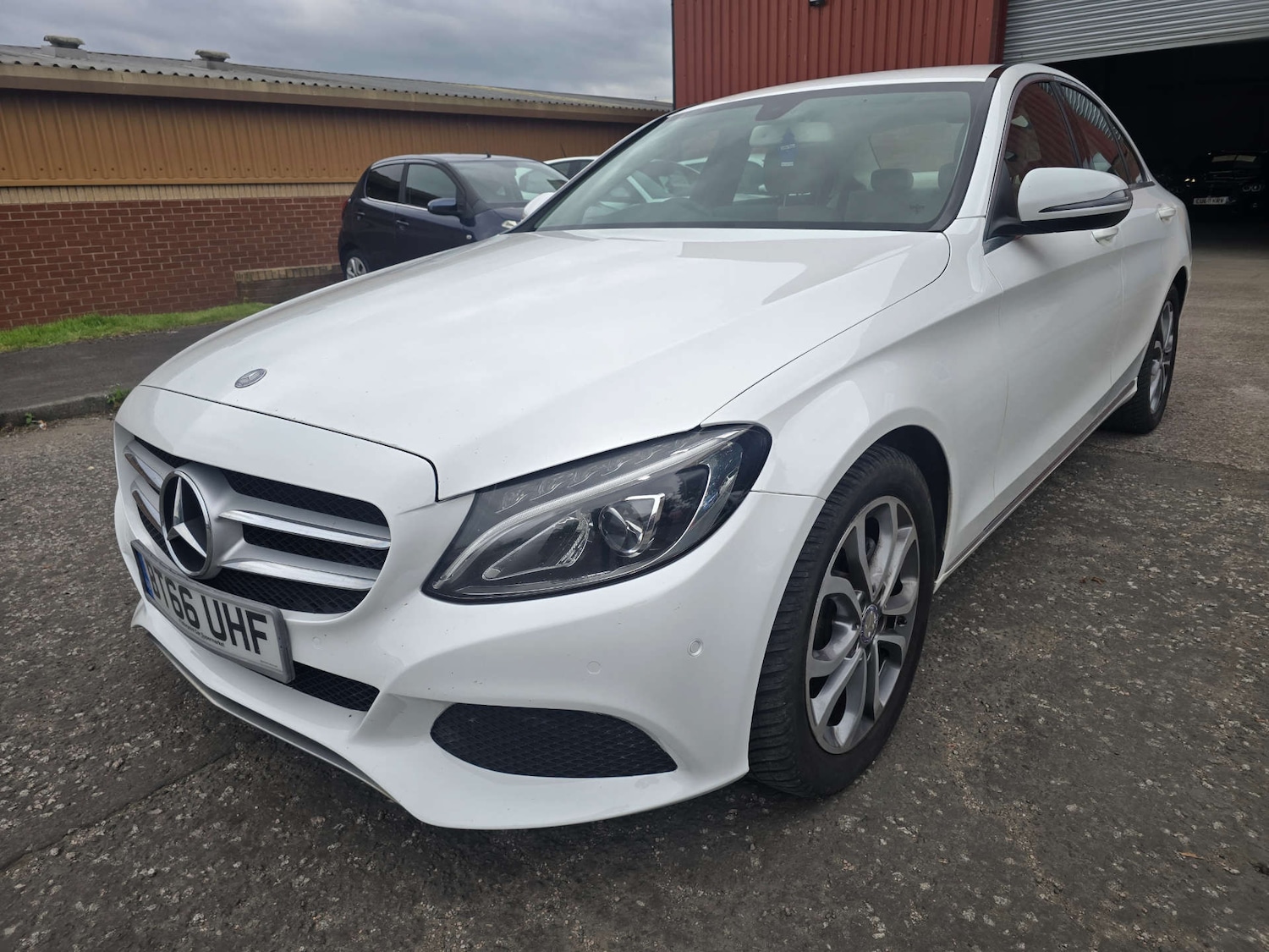Used Mercedes-Benz C Class 2016 for sale - 77231165: Photo 24