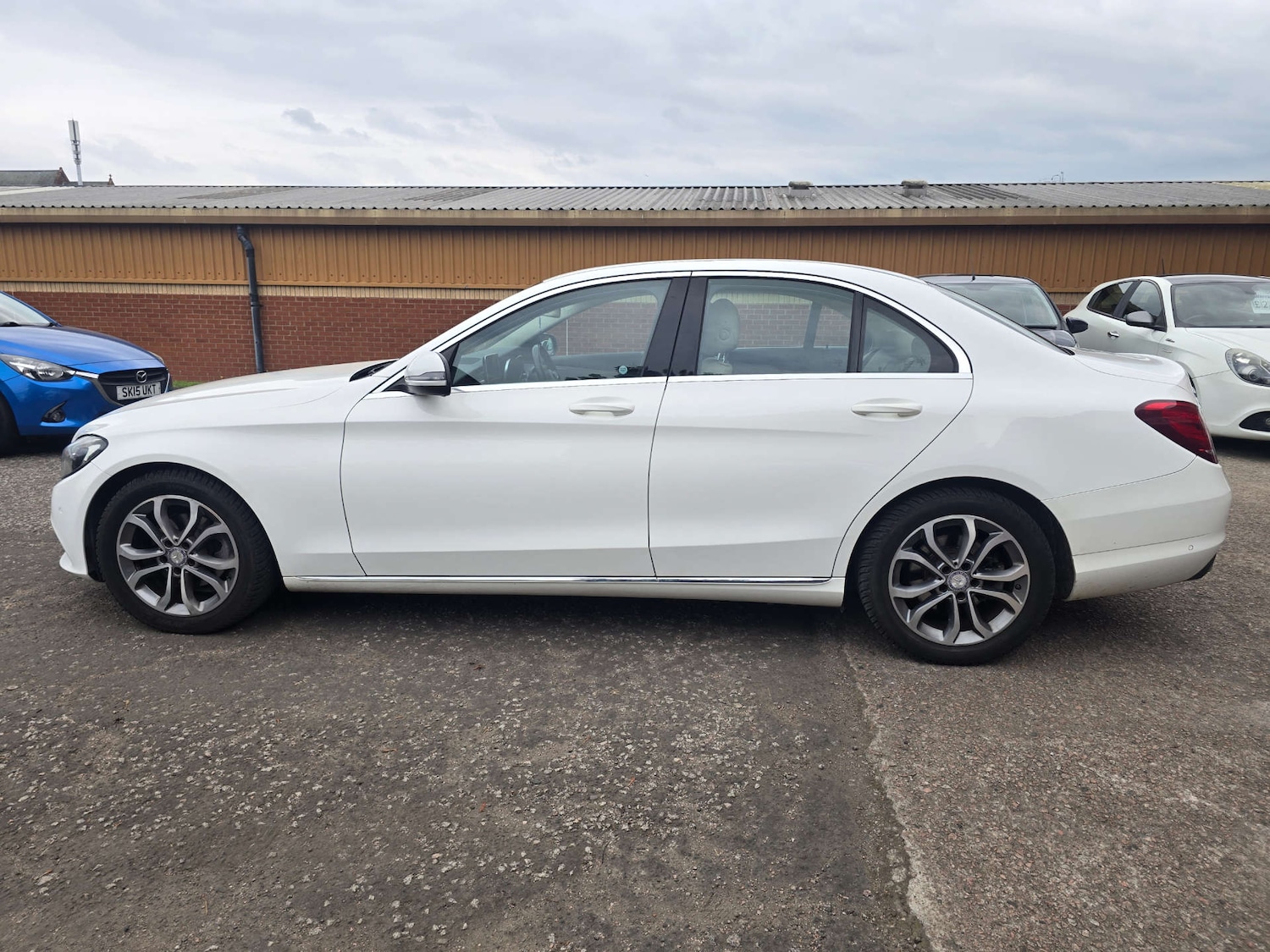 Used Mercedes-Benz C Class 2016 for sale - 77231165: Photo 28