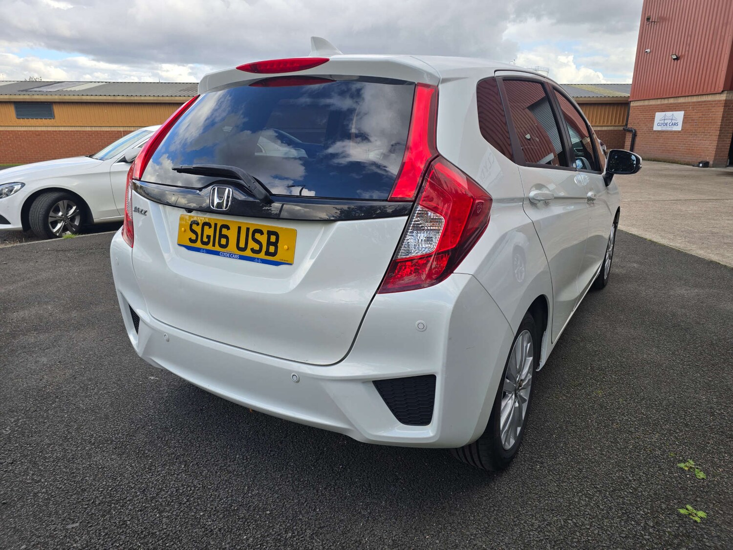Vehicle 33