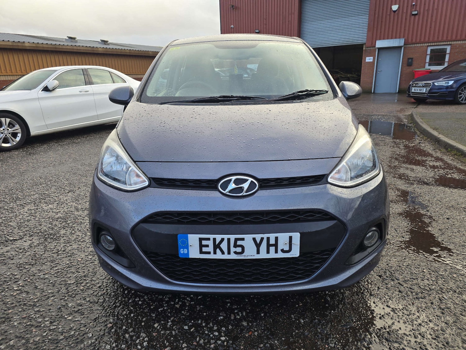 Used Hyundai i10 2015 for sale - 77621844: Photo 2