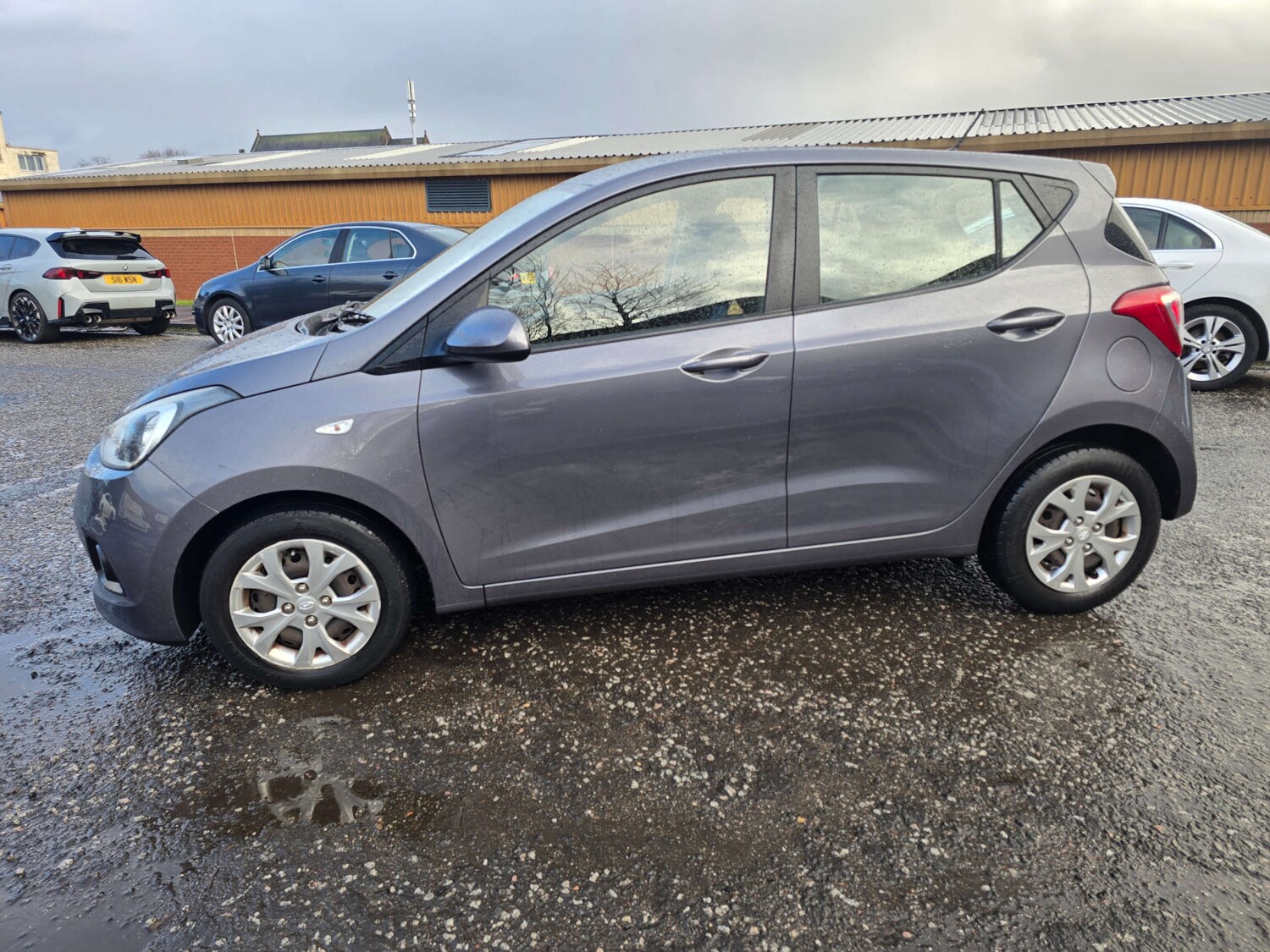 Used Hyundai i10 2015 for sale - 77621844: Photo 27