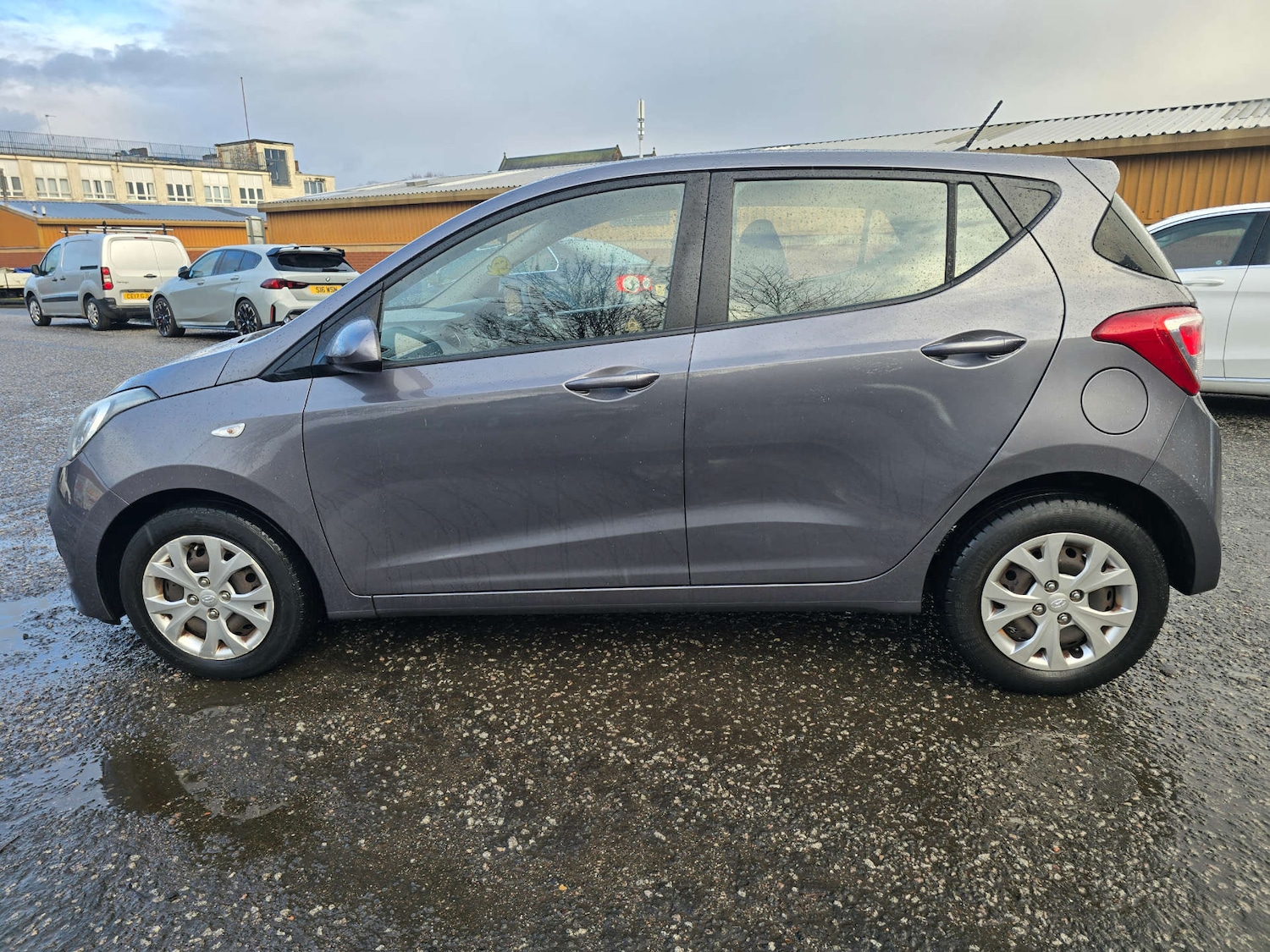 Used Hyundai i10 2015 for sale - 77621844: Photo 28