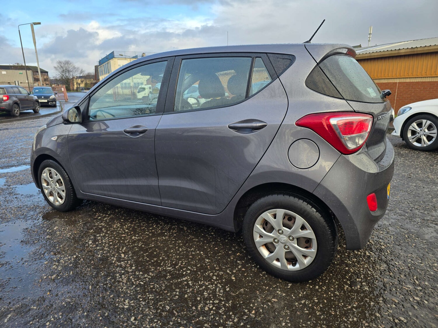 Used Hyundai i10 2015 for sale - 77621844: Photo 7
