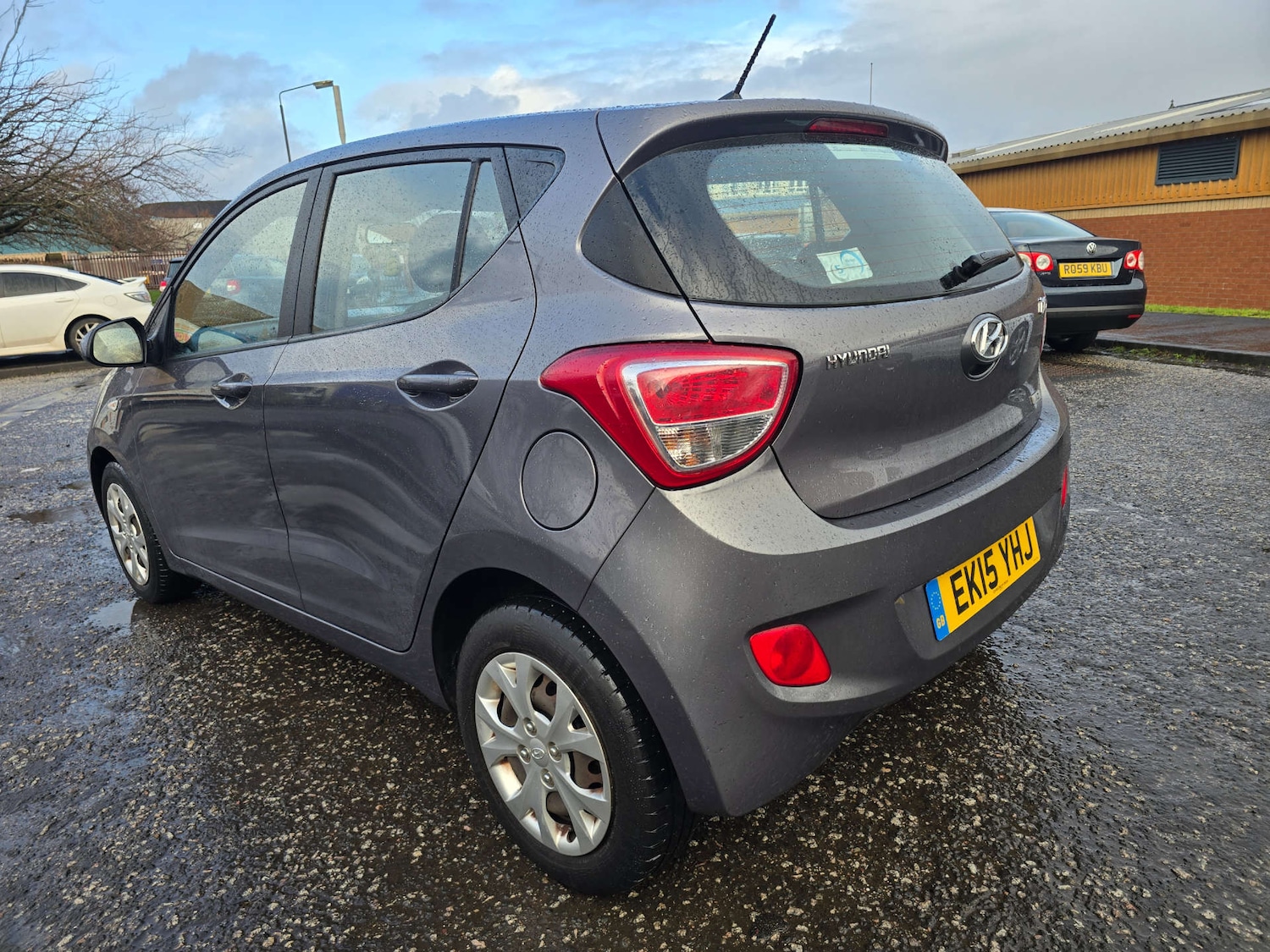 Used Hyundai i10 2015 for sale - 77621844: Photo 8