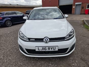 Used Volkswagen Golf 2016 for sale - 79631611: Photo