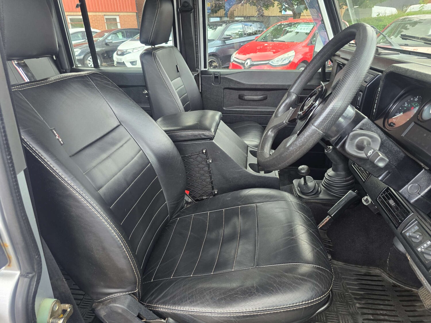 Used Land Rover Defender 2005 for sale - 76277850: Photo 45