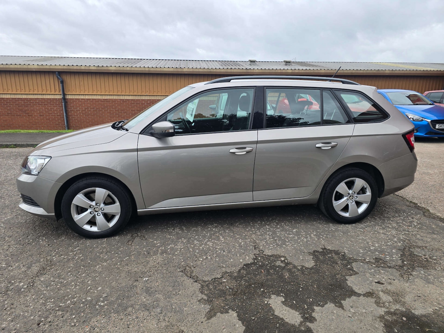 Vehicle 28