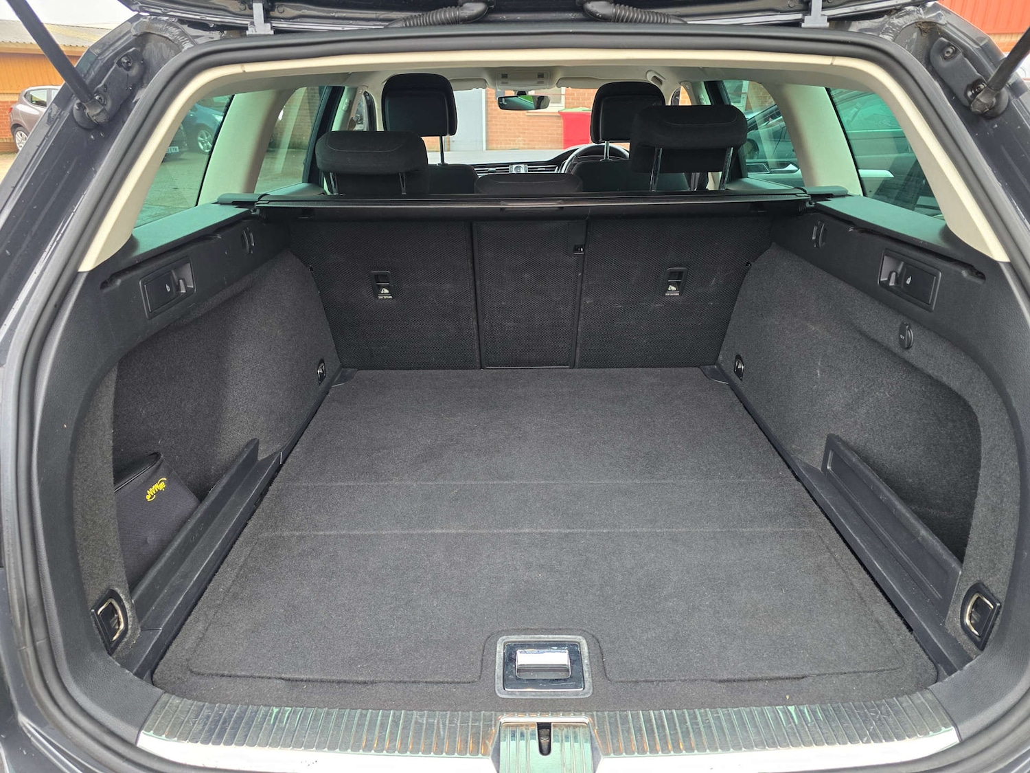 Used Volkswagen Passat 2017 for sale - 77850646: Photo 19