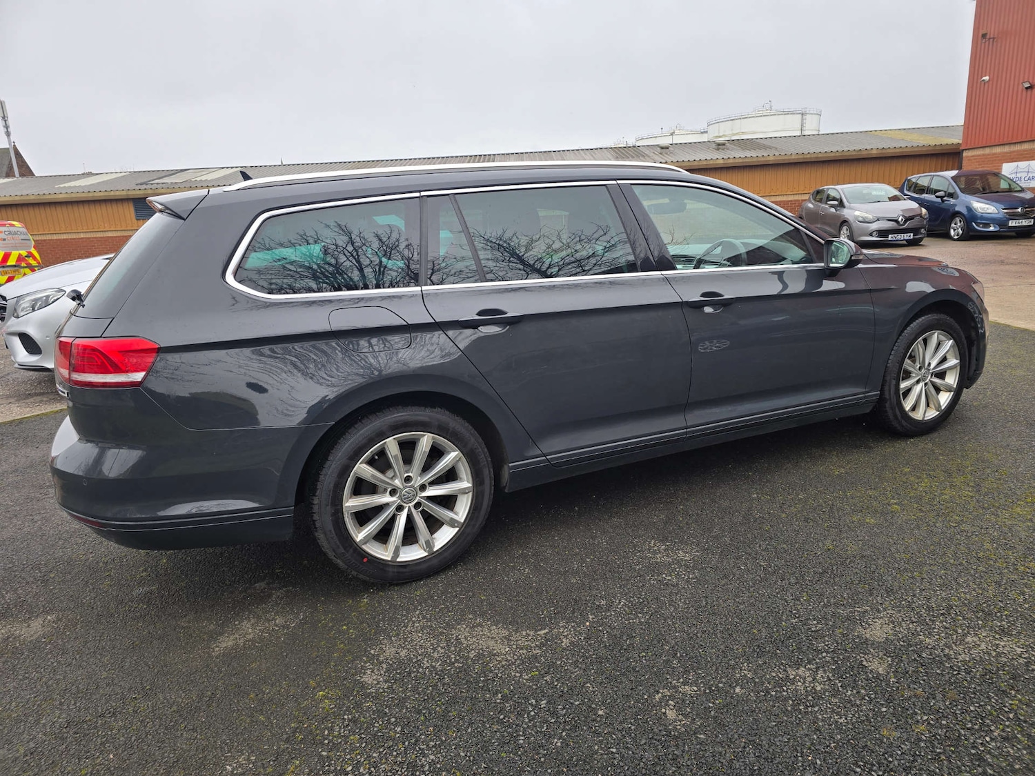 Used Volkswagen Passat 2017 for sale - 77850646: Photo 6