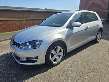 Used Volkswagen Golf 2016 for sale - 75579353: Photo