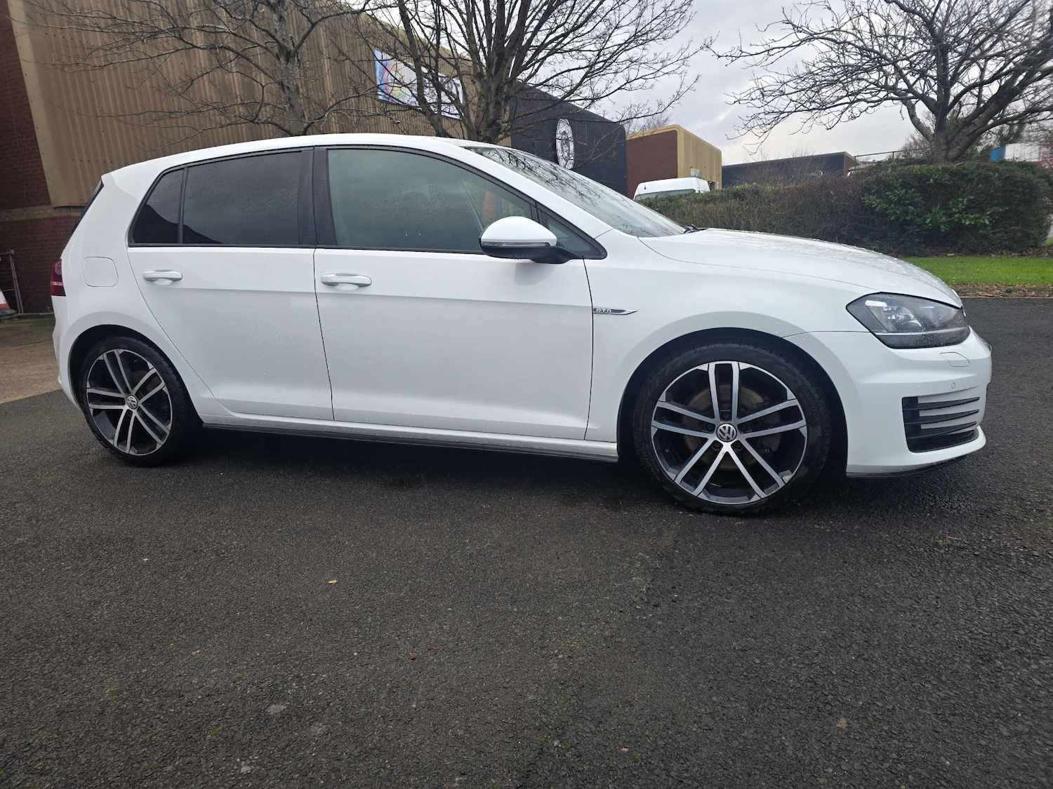 Used Volkswagen Golf 2016 for sale - 77319045: Photo 41