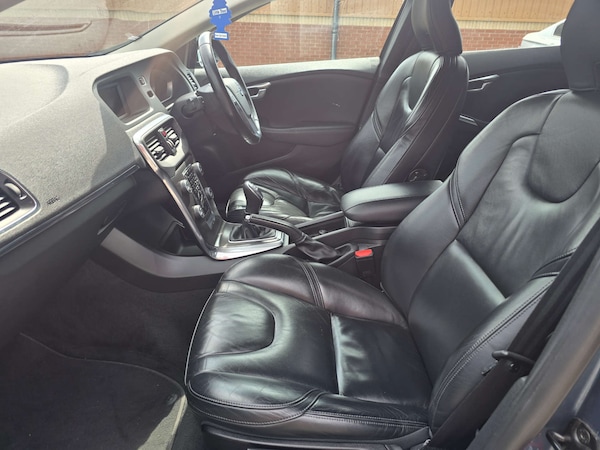 Used Volvo V40 2013 for sale - 75470109: Photo 15