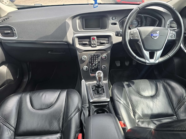 Used Volvo V40 2013 for sale - 75470109: Photo 16