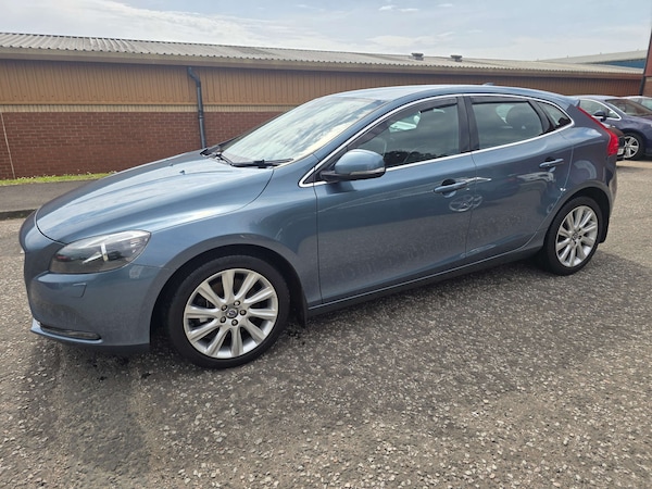 Used Volvo V40 2013 for sale - 75470109: Photo 26