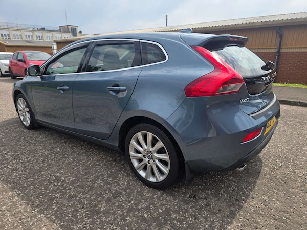 Used Volvo V40 2013 for sale - 75470109: Photo 30