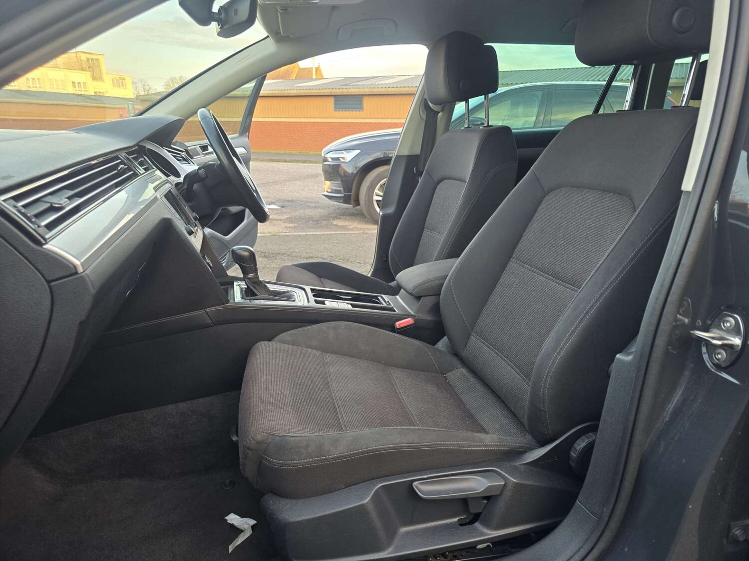 Used Volkswagen Passat 2017 for sale - 77693753: Photo 38