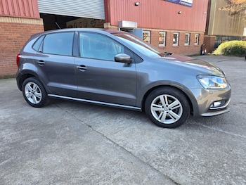 Used Volkswagen Polo 2017 for sale - 78382945: Photo