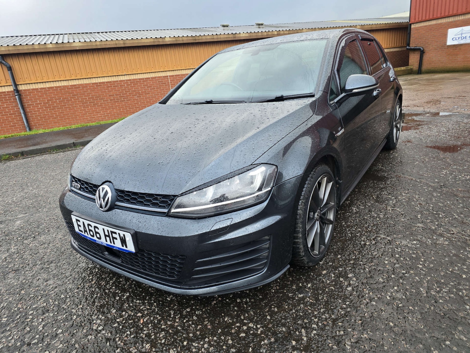 Used Volkswagen Golf 2016 for sale - 77394901: Photo 24