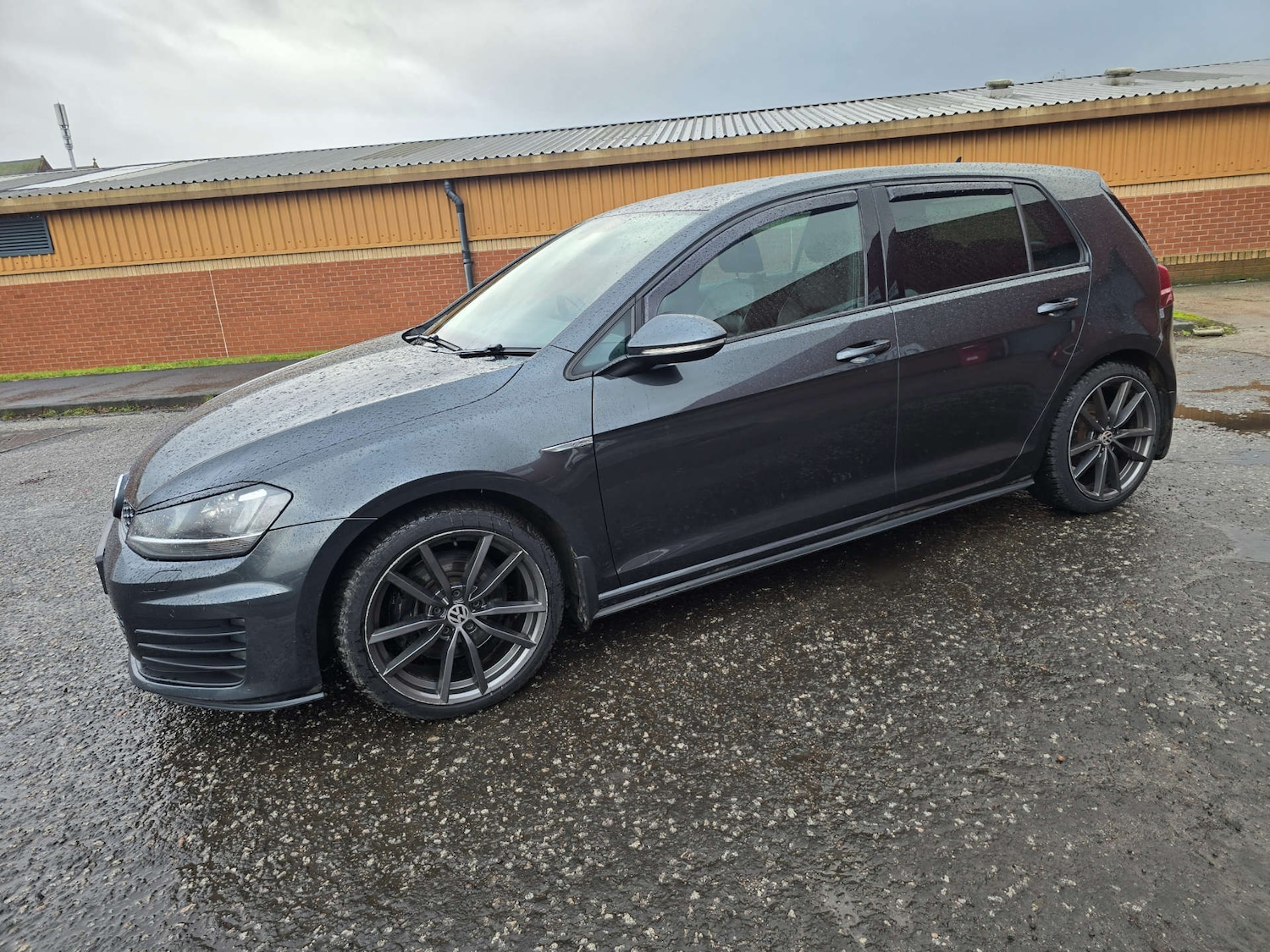 Used Volkswagen Golf 2016 for sale - 77394901: Photo 26