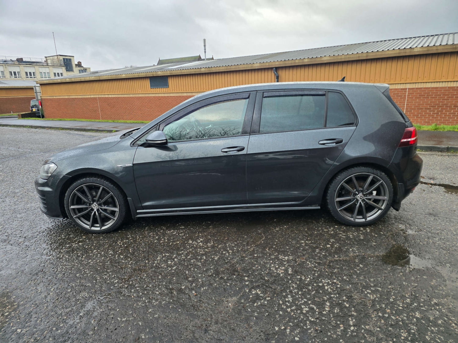 Used Volkswagen Golf 2016 for sale - 77394901: Photo 27