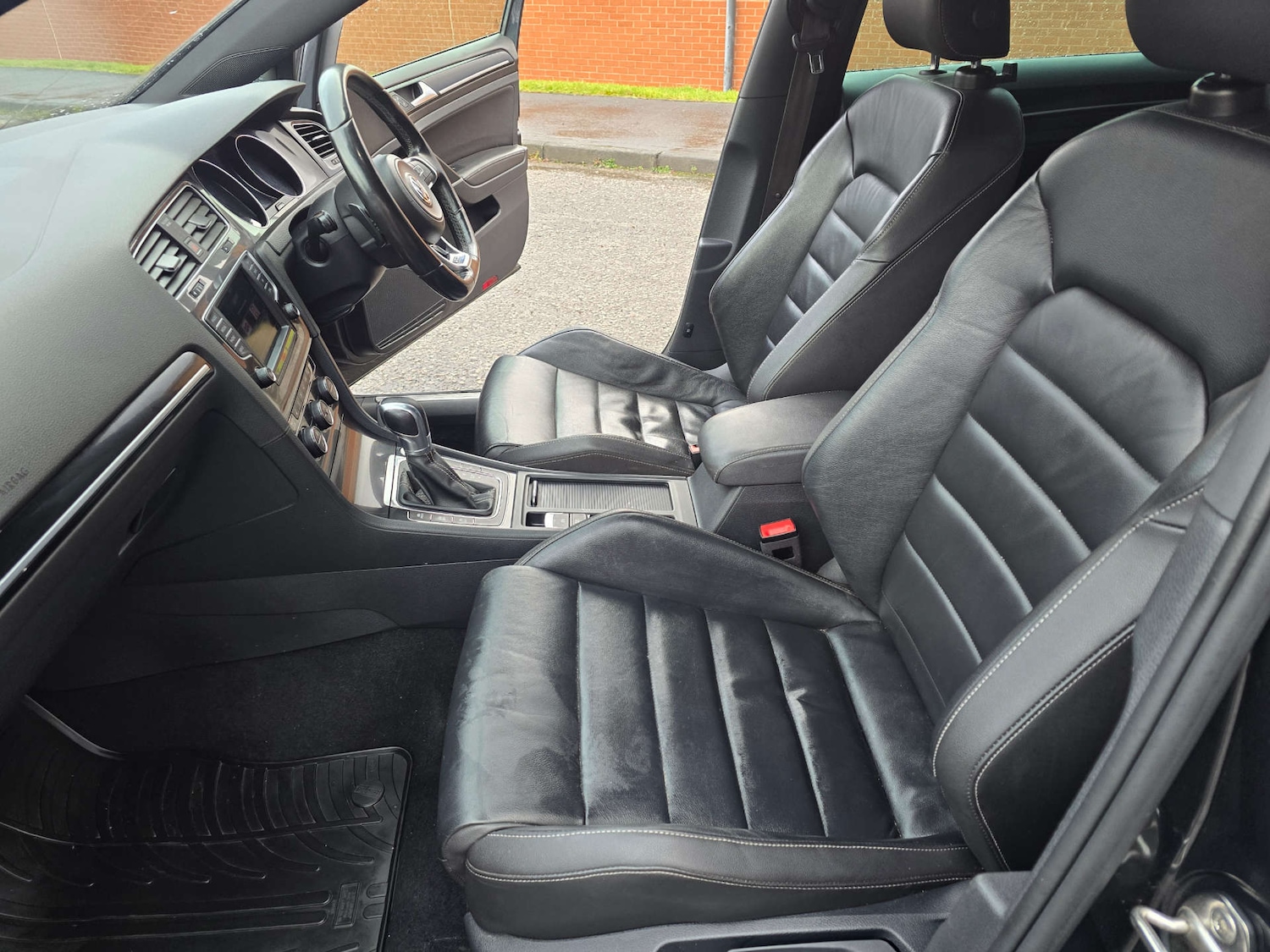 Used Volkswagen Golf 2016 for sale - 77394901: Photo 45