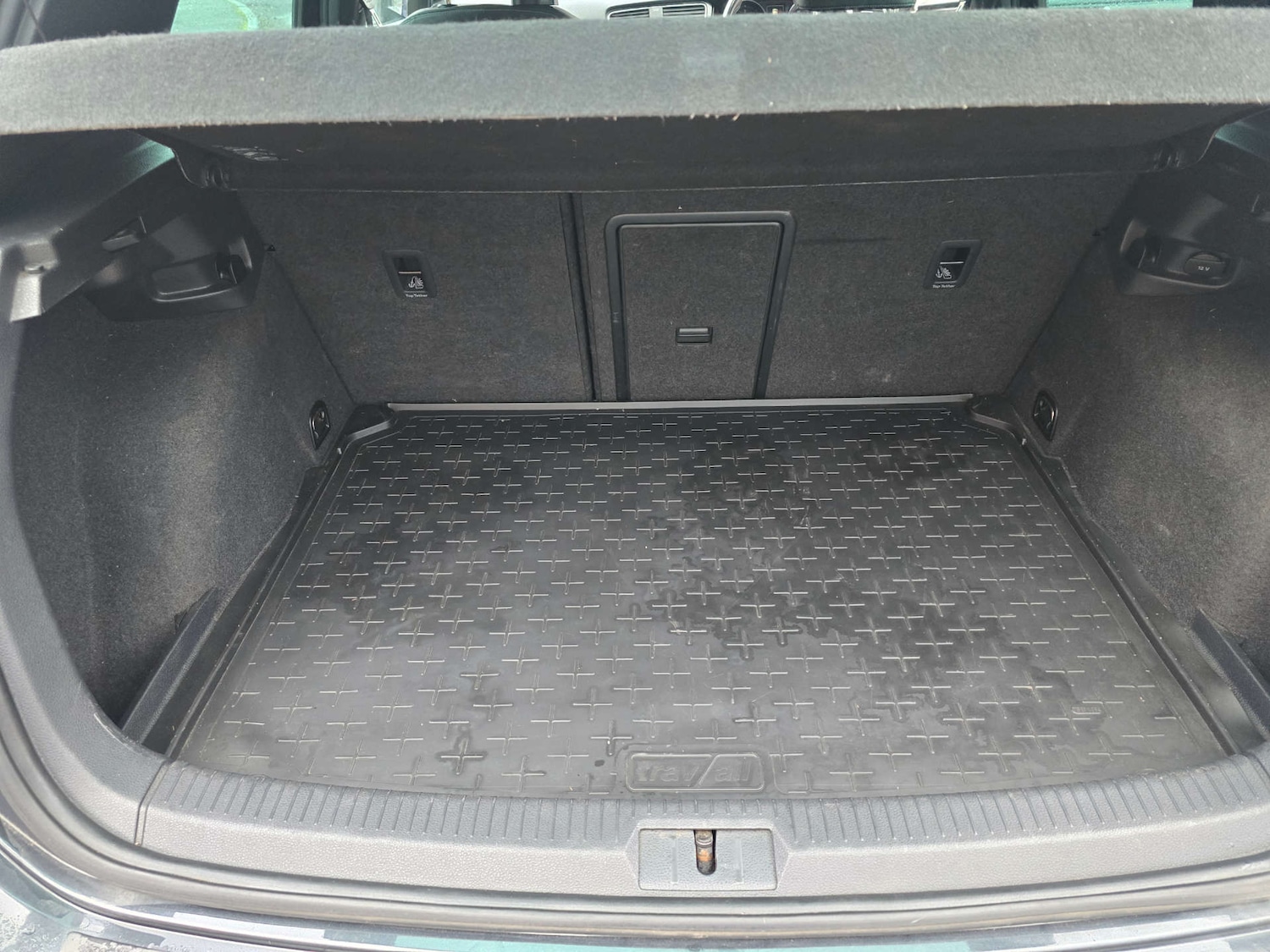 Used Volkswagen Golf 2016 for sale - 77394901: Photo 52