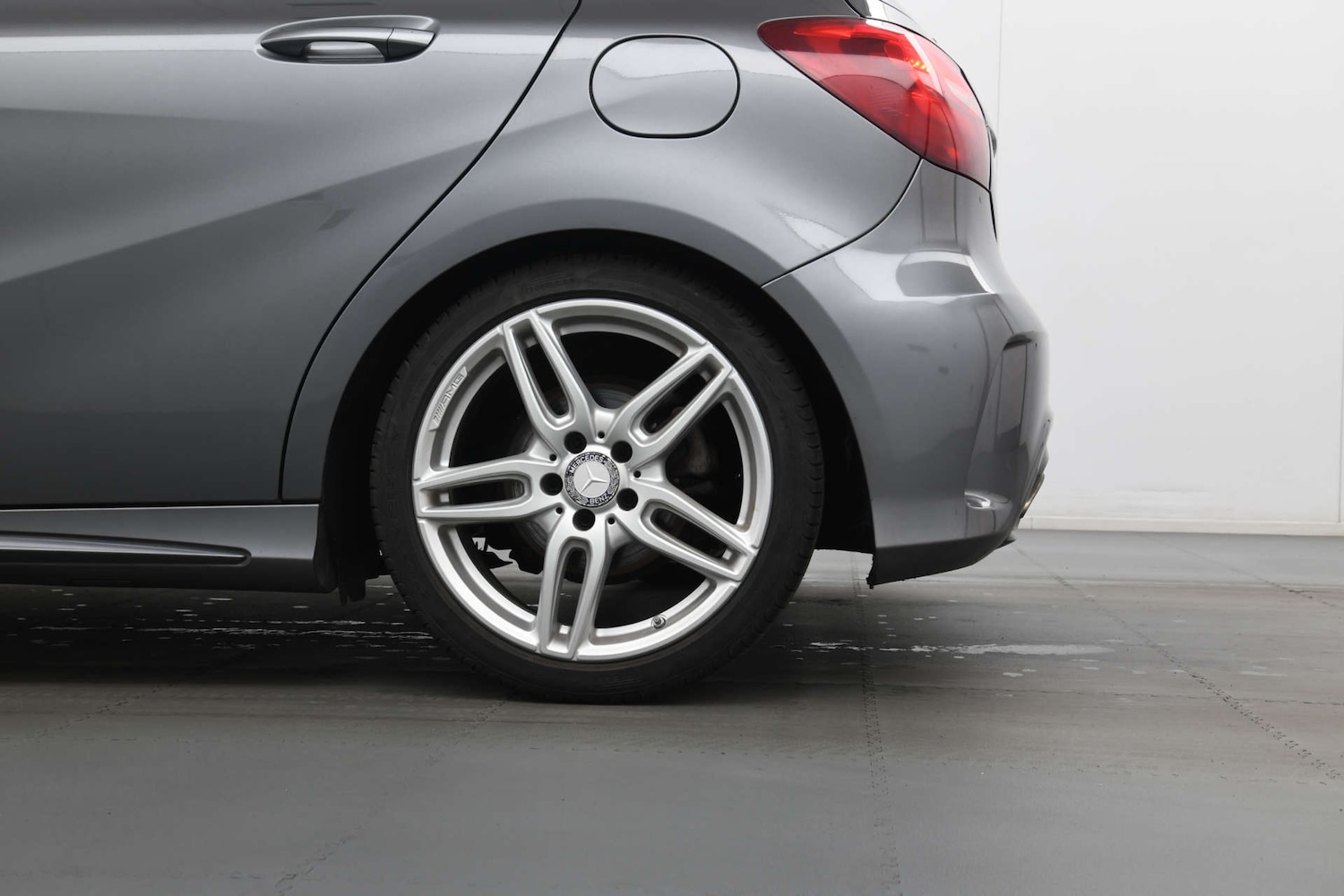 Used Mercedes-Benz A-Class 2016 for sale - 77394899: Photo 11