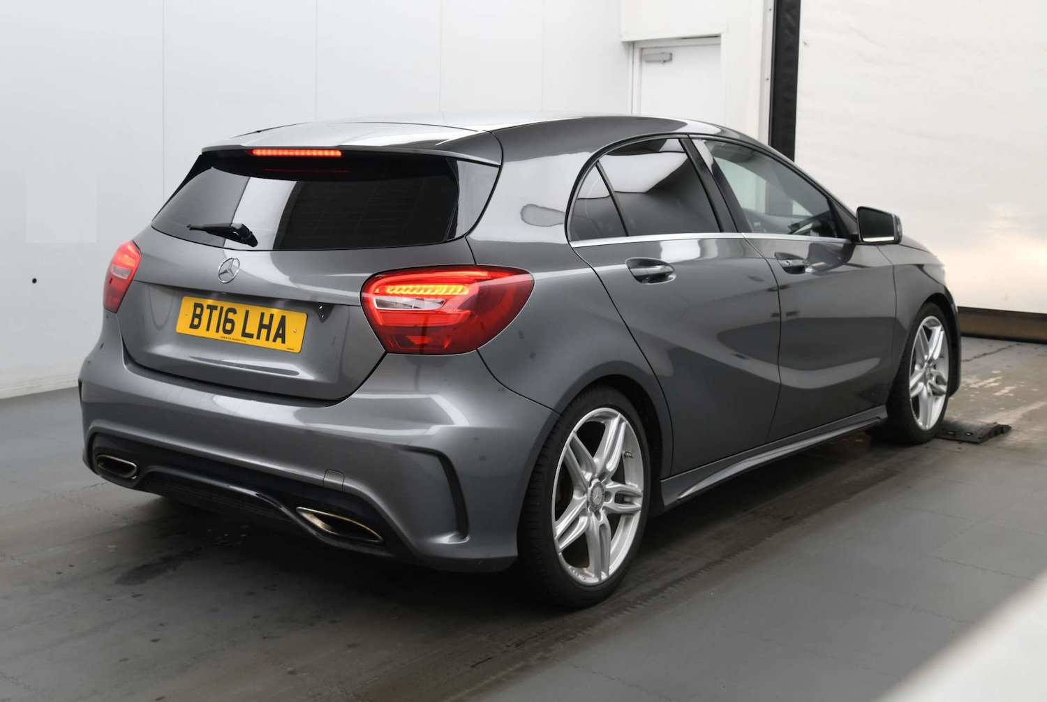 Used Mercedes-Benz A-Class 2016 for sale - 77394899: Photo 4