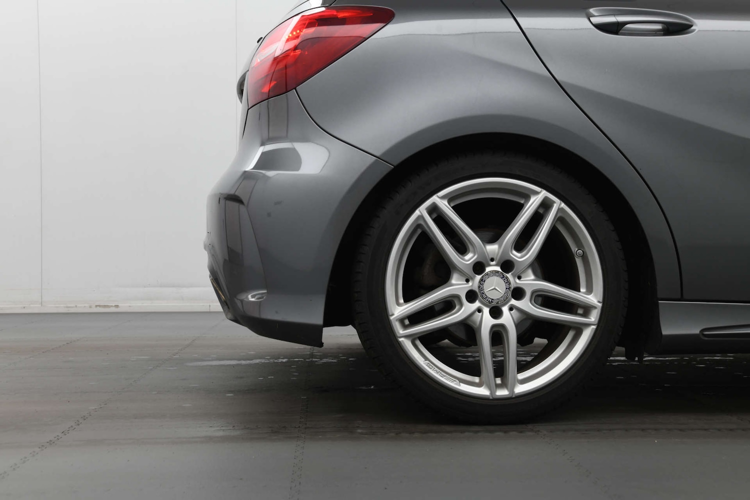 Used Mercedes-Benz A-Class 2016 for sale - 77394899: Photo 8